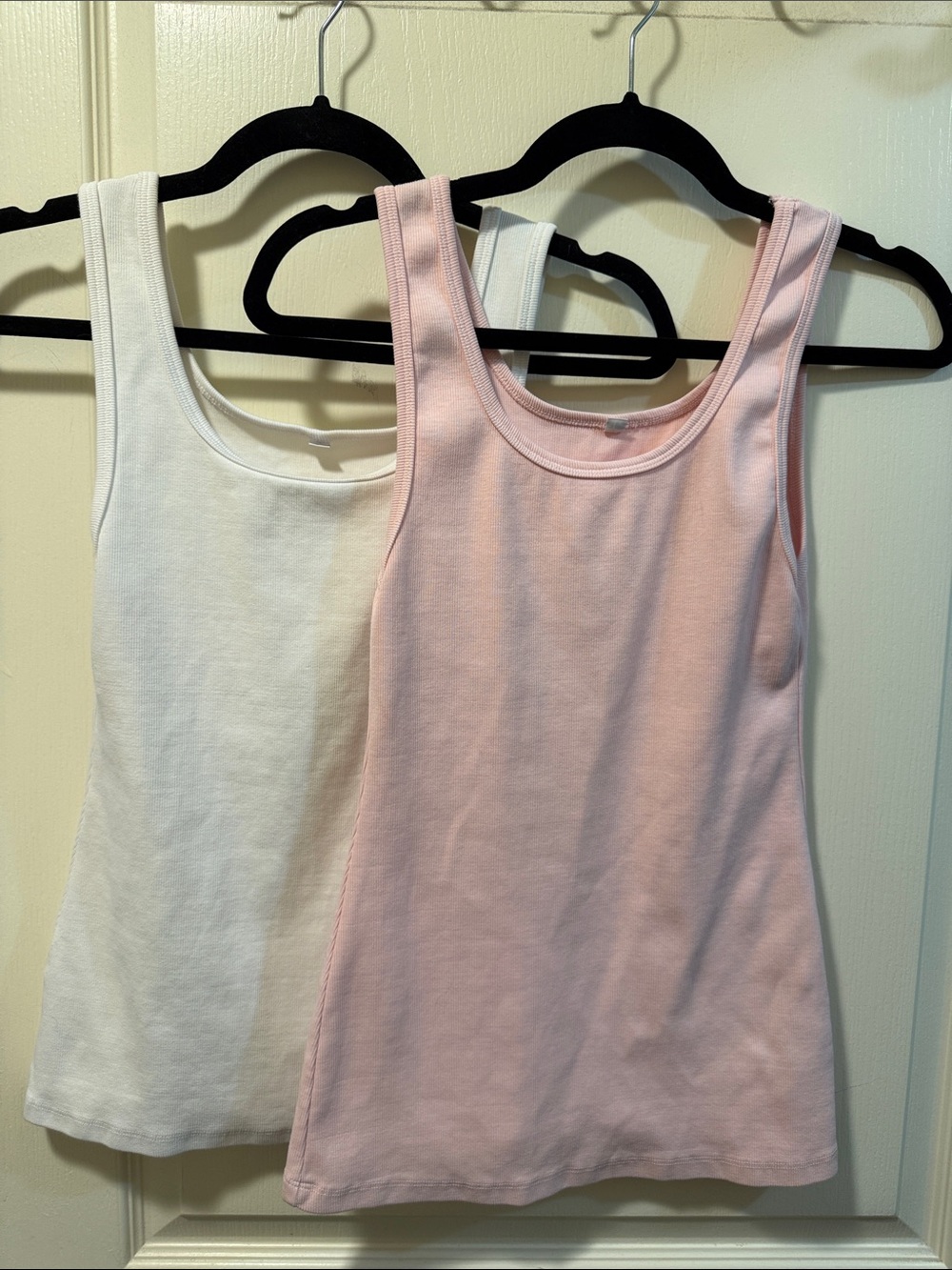 Women’s Pink & White Ribbed Tank Top Duo - Classic Scoop Neck Size Large